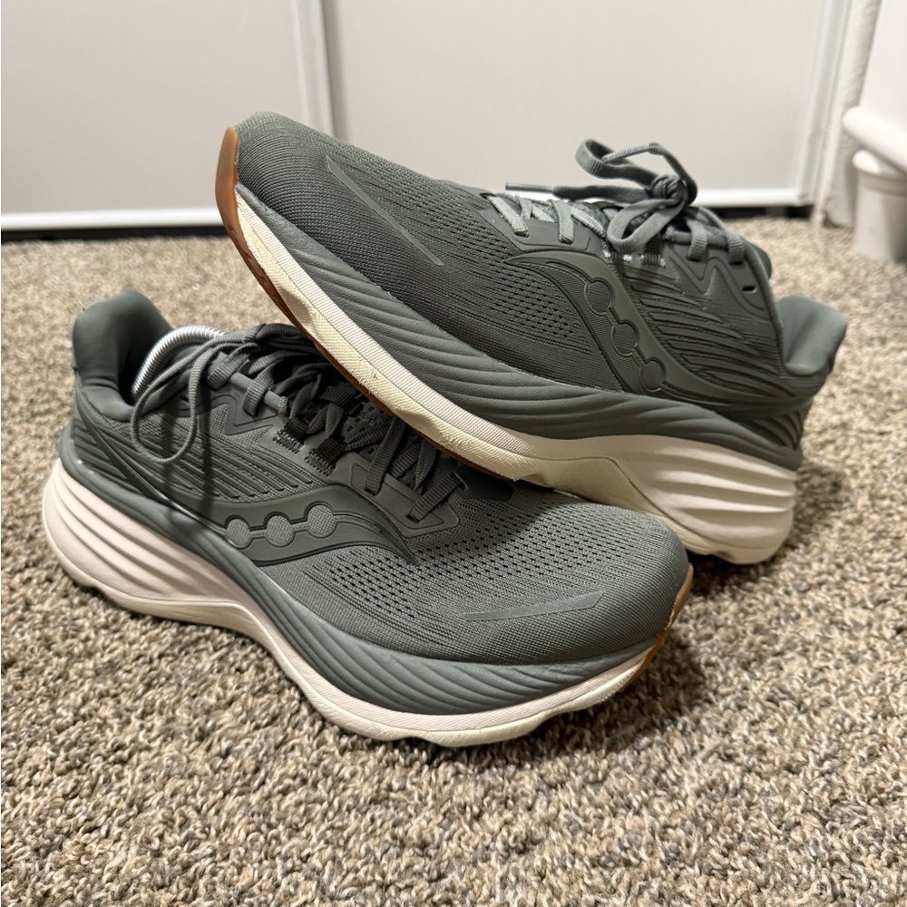 Saucony Hurricane 24 - Picture 2 of 8